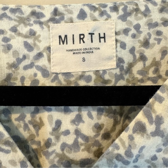 Mirth Belem V-Neck Mini Dress with Puff Sleeves | S - Picture 4 of 9